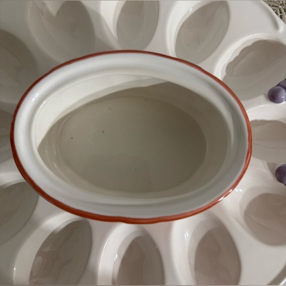 Pfaltzgraff Grapevine Deviled Egg Plate with Covered Bowl Vintage Farmhouse - Picture 12 of 13